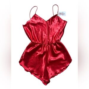 Vintage 80s/90s bunny romper, size medium